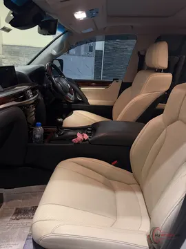 2020 LEXUS LX LX570 photo 3