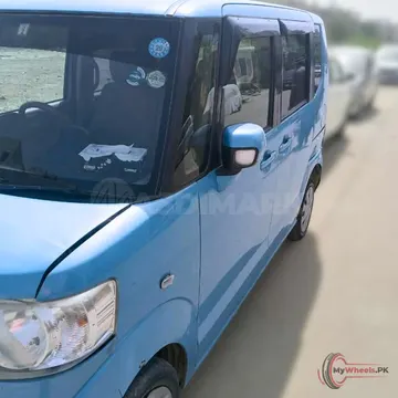 2014 Honda N BOX CUSTOM GL photo 2