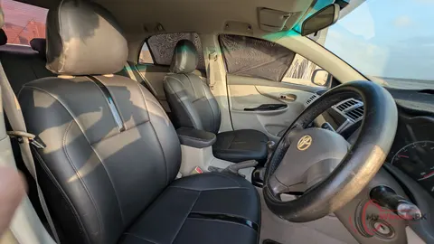 2011 Toyota Corolla XLI photo 11