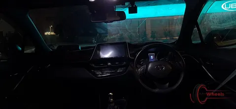 2018 Toyota C-HR G photo 10