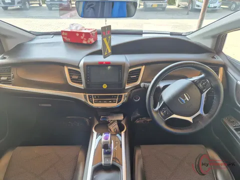 2015 Honda Civic Oriel photo 14