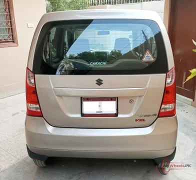 2017 Suzuki Wagon R VXL photo 3