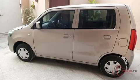 2017 Suzuki Wagon R VXL photo 2
