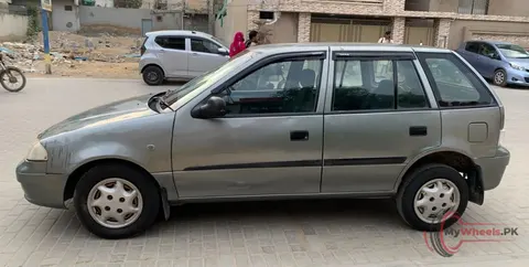 2014 Suzuki Cultus VXR photo 2