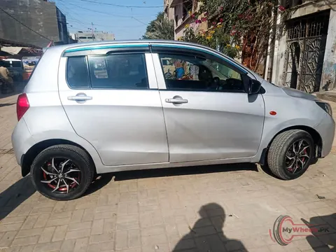 2019 Suzuki Cultus VXR photo 2