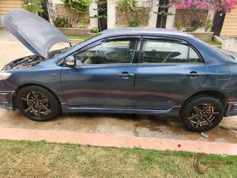 2012 Toyota Corolla photo 7