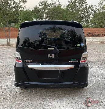 2012 Honda FREED photo 3