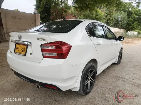 2016 Honda City 1.3 Automatic photo 4