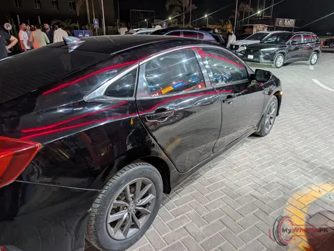 2020 Honda Civic Oriel photo 3