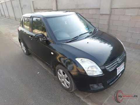 2017 Suzuki Swift DLX AUTOMATIC 1.3 photo 7