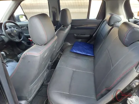 2017 Suzuki Swift DLX AUTOMATIC 1.3 photo 3