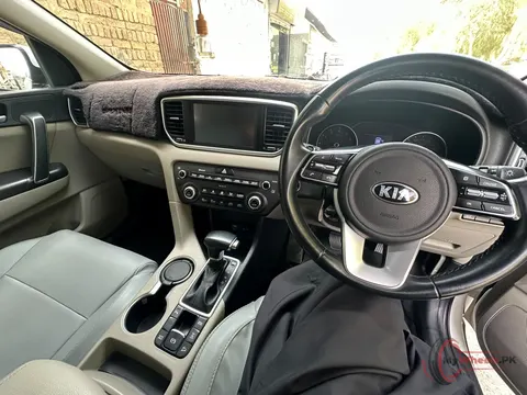2024 KIA Sportage AWD photo 11
