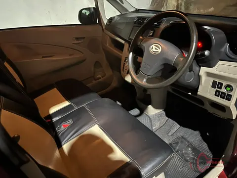 2014 Daihatsu Mira X SA III photo 4