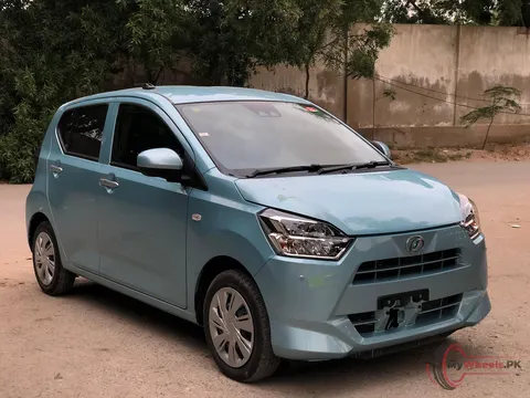 2023 Daihatsu Mira X LIMITED photo 3