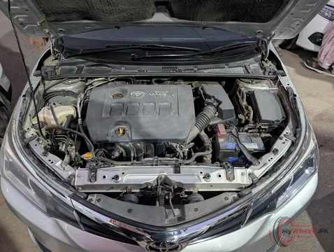 2017 Toyota Corolla ALTIS 1.6 photo 6