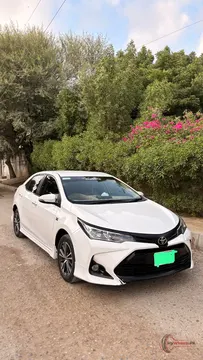 2021 Toyota Corolla ALITS X AUTOMATIC 1.6 photo 6