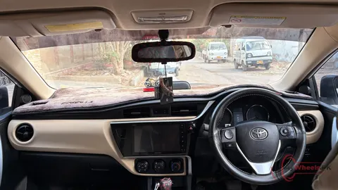 2021 Toyota Corolla ALITS X AUTOMATIC 1.6 photo 14