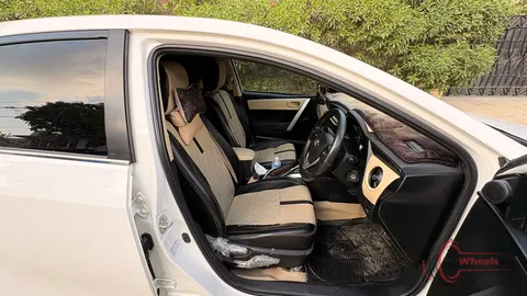 2021 Toyota Corolla ALITS X AUTOMATIC 1.6 photo 13