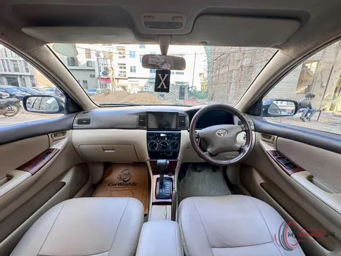 2005 Toyota Corolla photo 2