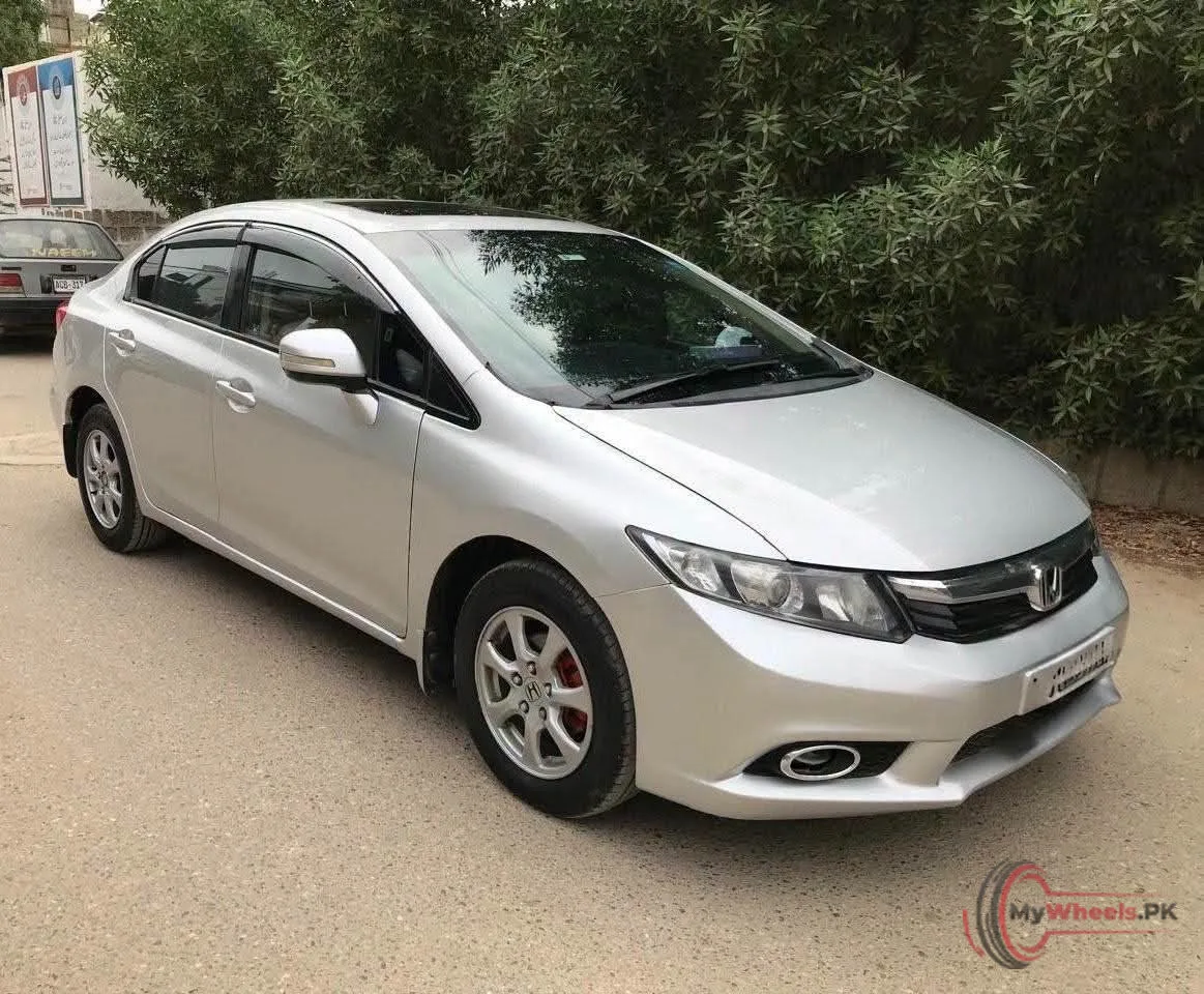 2013 Honda Civic main vehicle photo