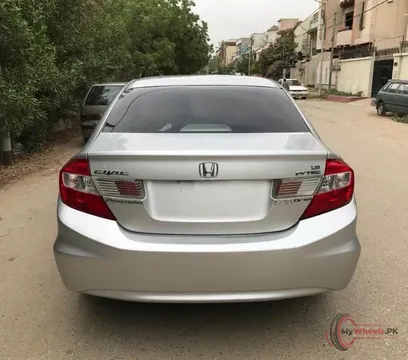 2013 Honda Civic photo 4