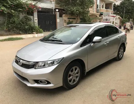 2013 Honda Civic photo 2