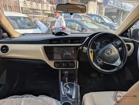 2020 Toyota Corolla ALTIS 1.6 X CVT-i photo 5