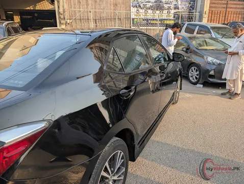 2020 Toyota Corolla ALTIS 1.6 X CVT-i photo 4