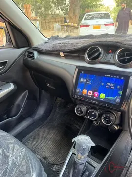 2025 Suzuki Swift photo 4