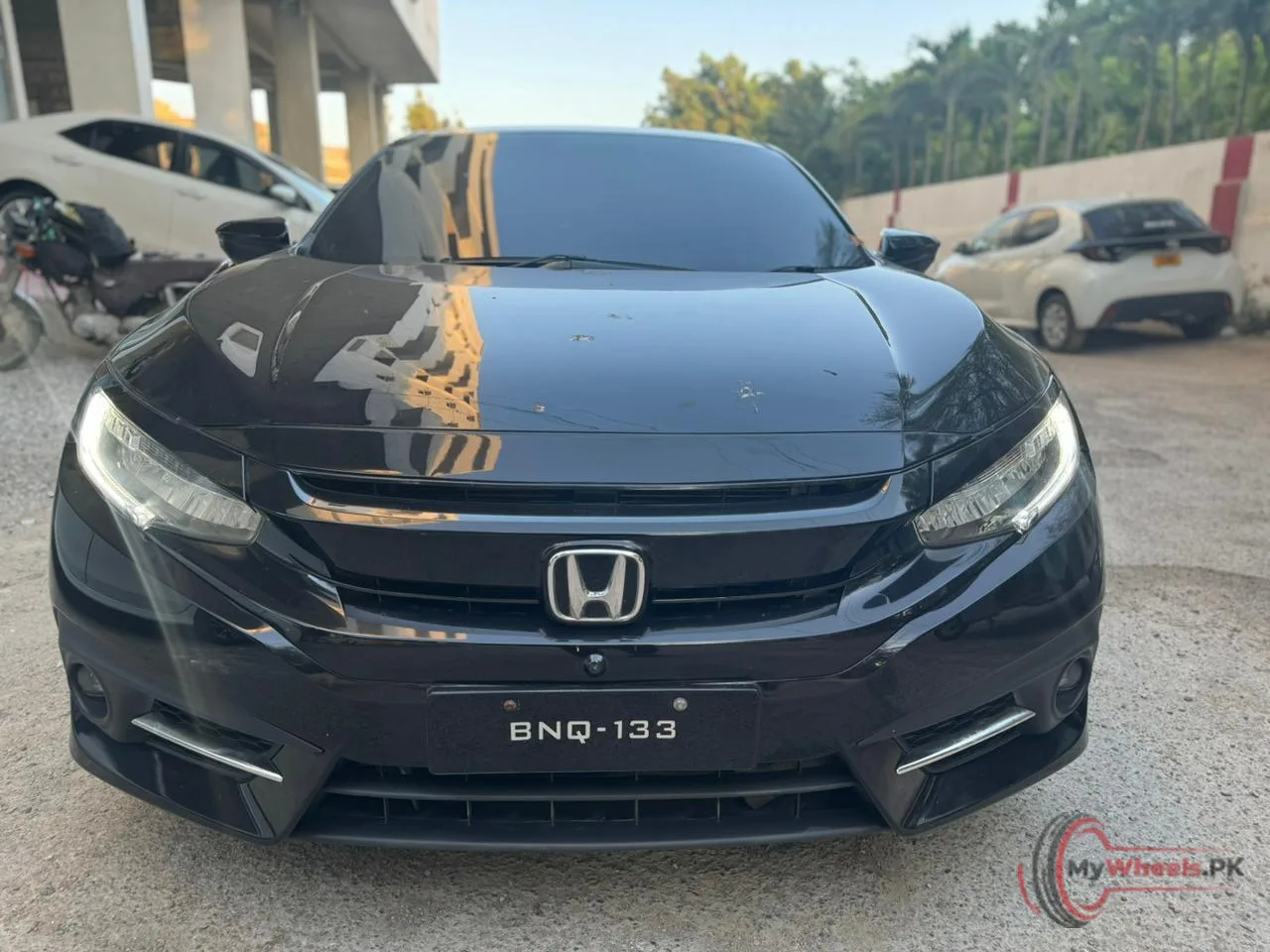 2018 Honda Civic Oriel main vehicle photo