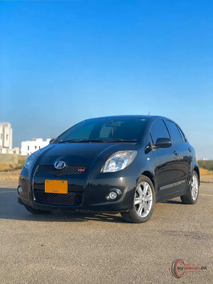 2007 Toyota VITZ RS 1.5 main vehicle photo