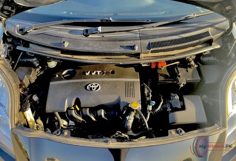 2007 Toyota VITZ RS 1.5 photo 4