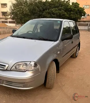 2002 Suzuki Cultus photo 5