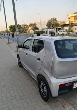 2024 Suzuki Alto photo 2