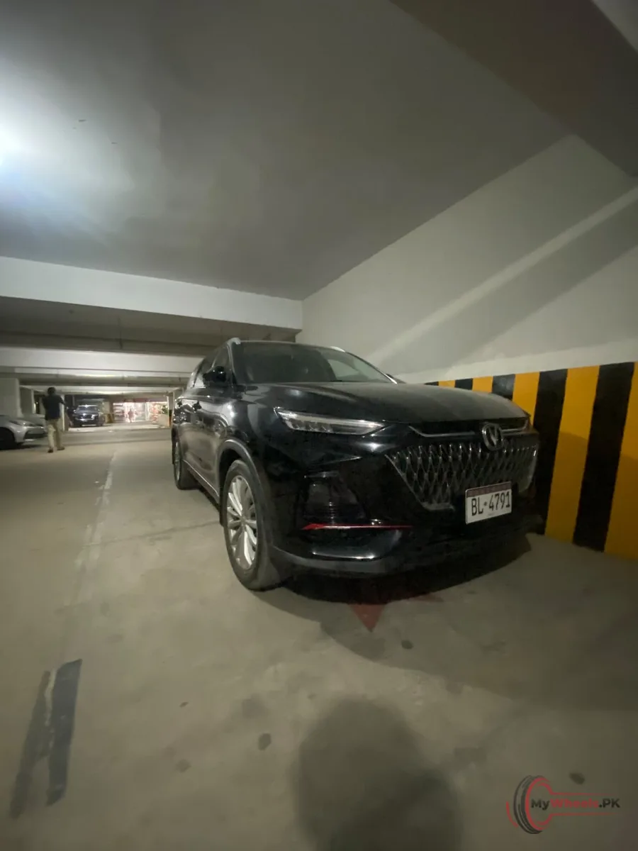2023 Changan Oshan X7 FutureSense main vehicle photo