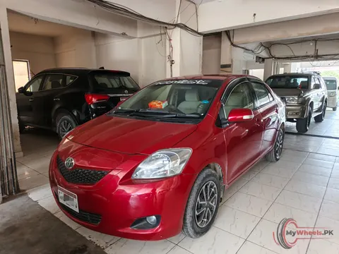 2012 Toyota BELTA X 1.0 photo 4