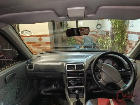 2011 Suzuki Cultus photo 3