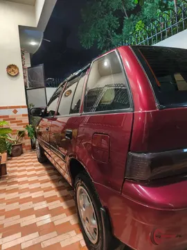 2011 Suzuki Cultus photo 2