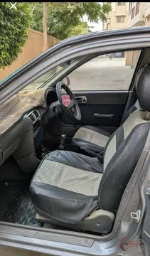 2015 Suzuki Cultus photo 5