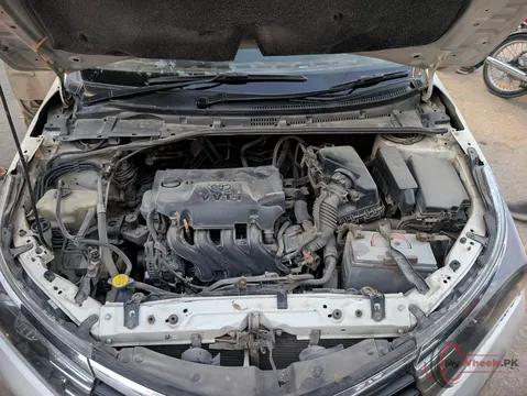 2015 Toyota Corolla GLI AUTOMATIC 1.3 VVTi photo 5